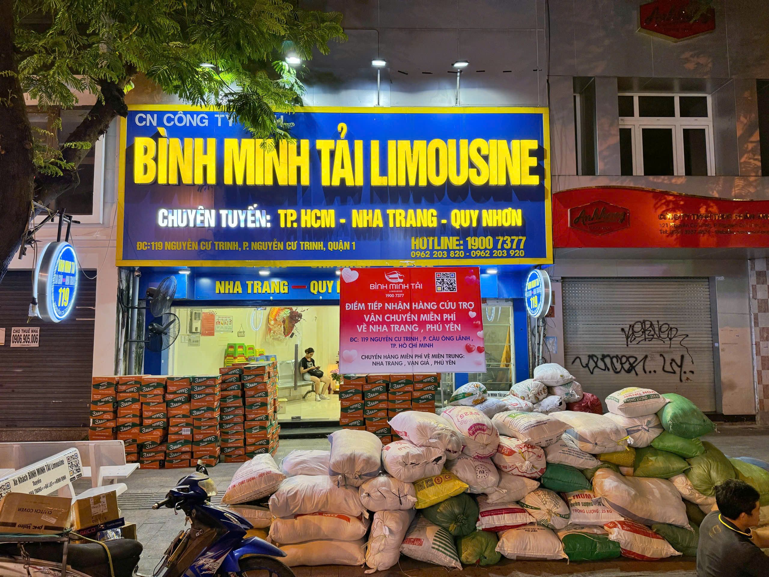 love-story-img Nhà xe Bình Minh Tải hỗ trợ bà con lũ lụt ở Khánh Hòa, Phú Yên (cũ) tháng 11.2025